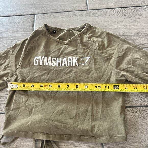 Gymshark Cropped Long Sleep Green Tie Small? (247) - Picture 4 of 7